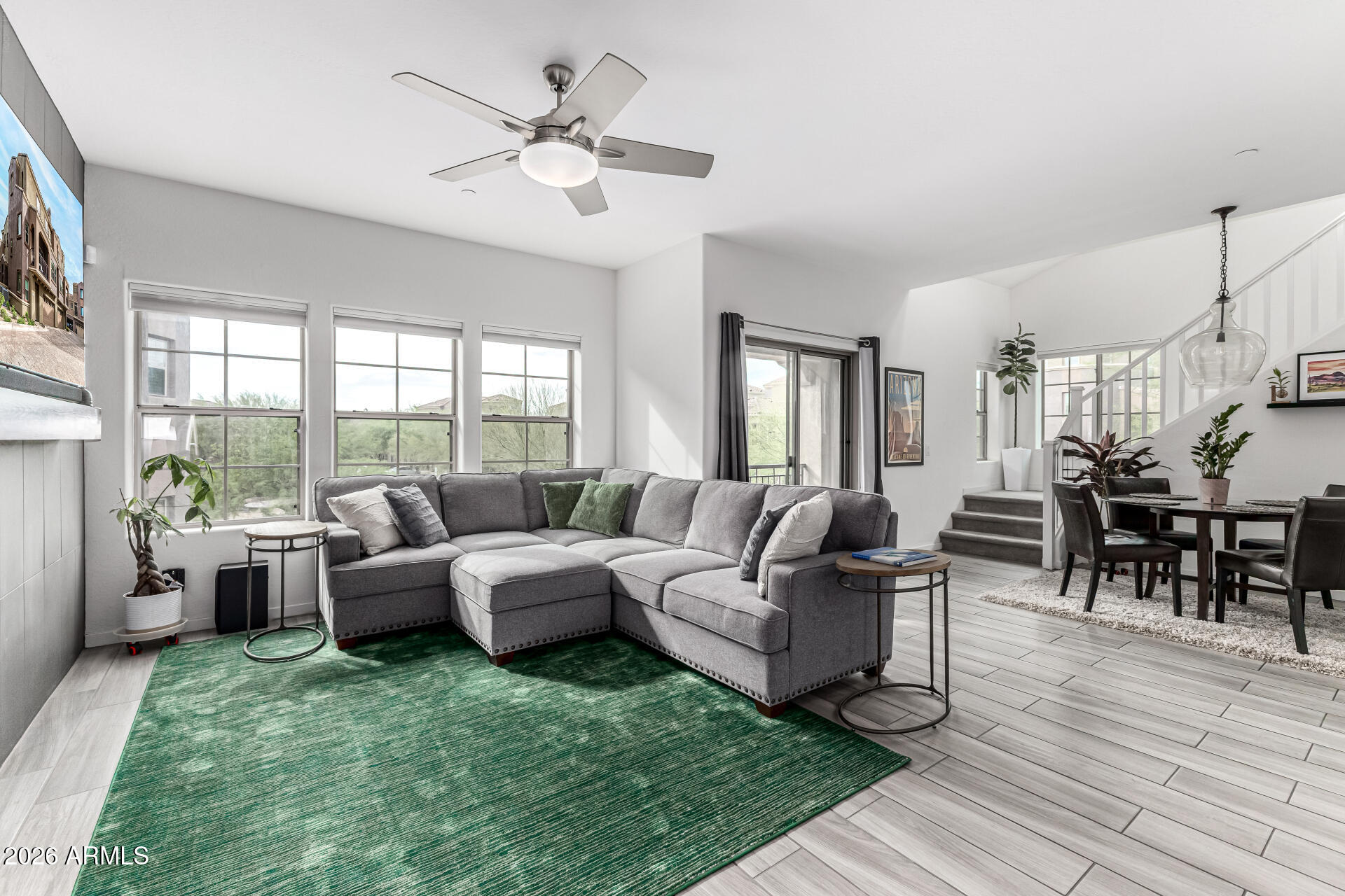 3935 E ROUGH RIDER Road 1293