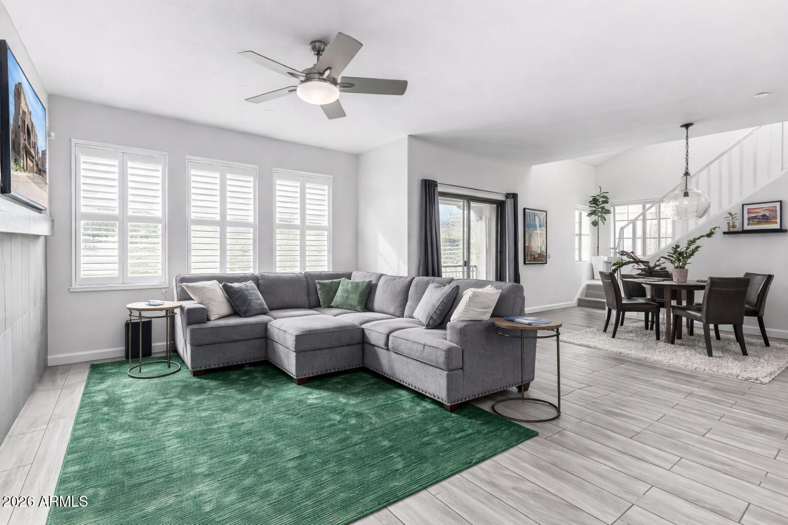 3935 E ROUGH RIDER Road 1293