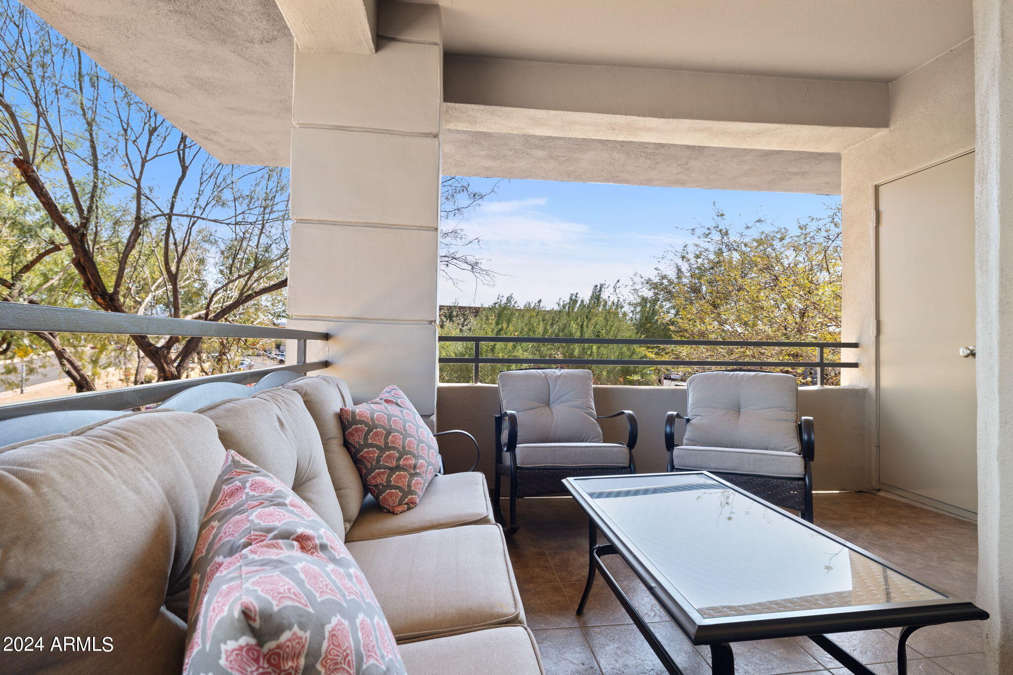 7009 E ACOMA Drive 2097