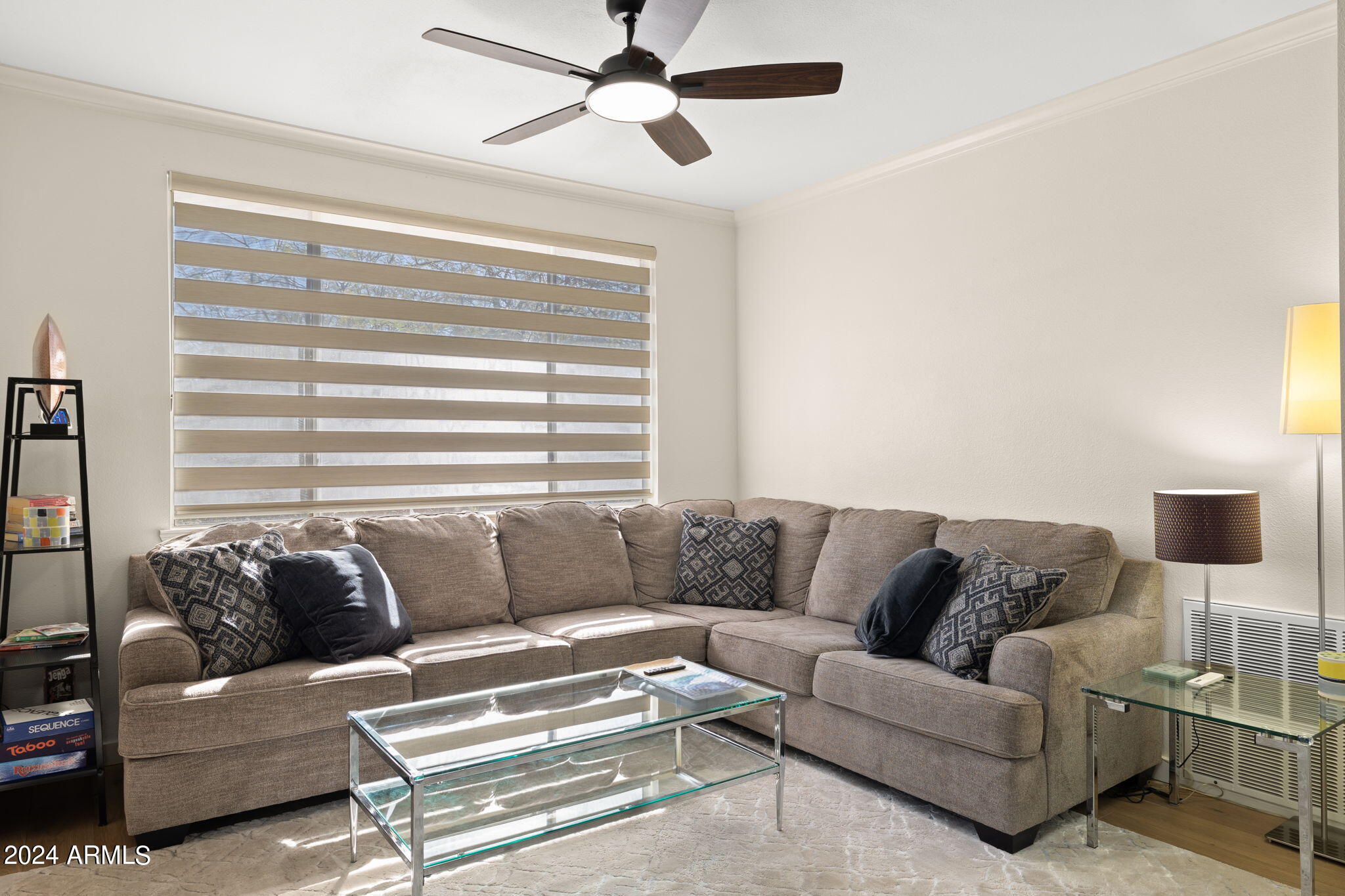 7009 E ACOMA Drive 2097