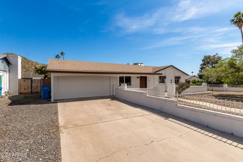 Single Family Residence in Phoenix AZ 1749 SURREY Avenue 31.jpg