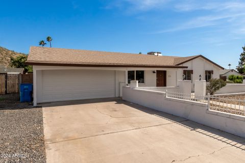 Single Family Residence in Phoenix AZ 1749 SURREY Avenue 32.jpg