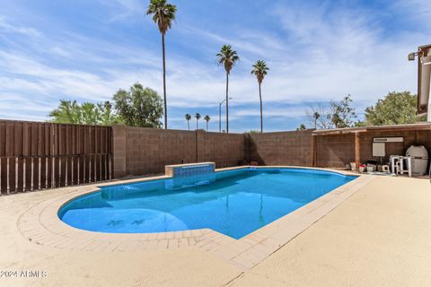 Single Family Residence in Phoenix AZ 1749 SURREY Avenue 29.jpg