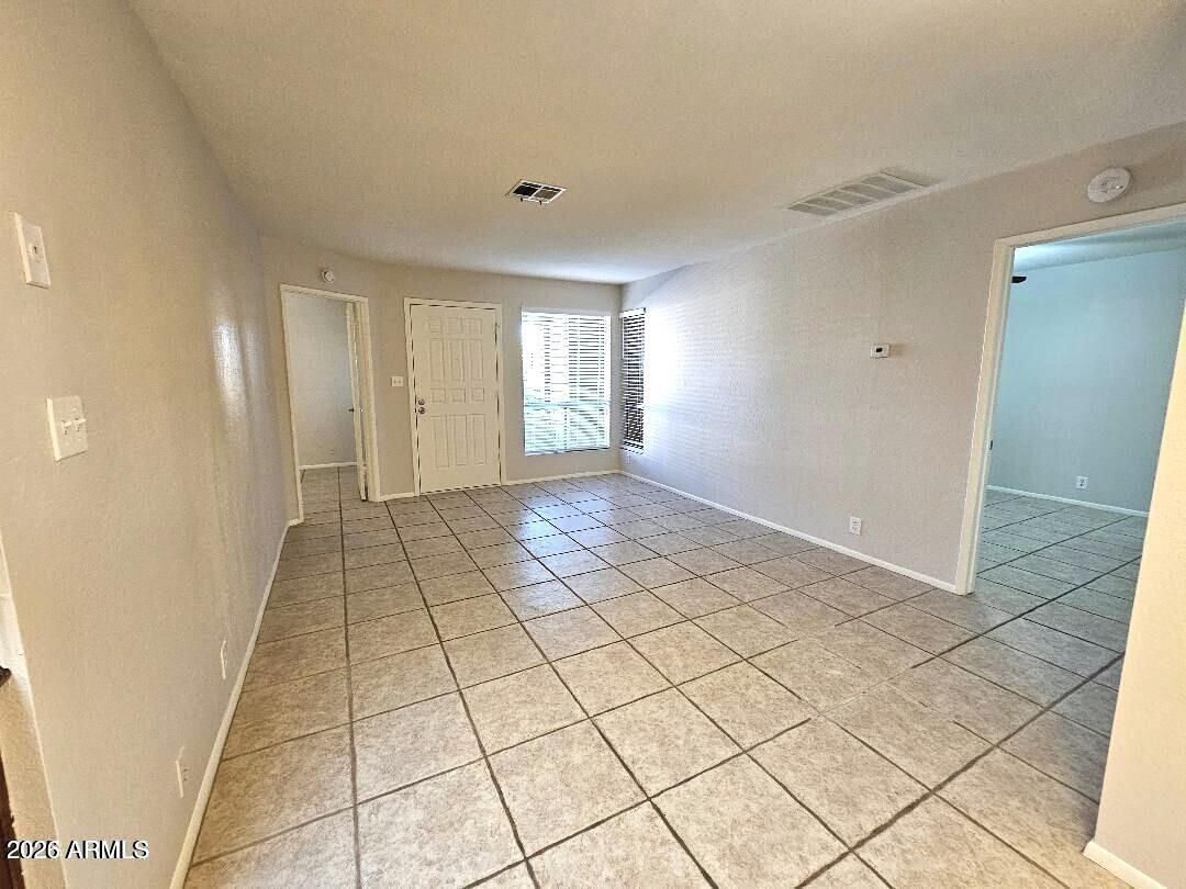 312 W YUKON Drive 7