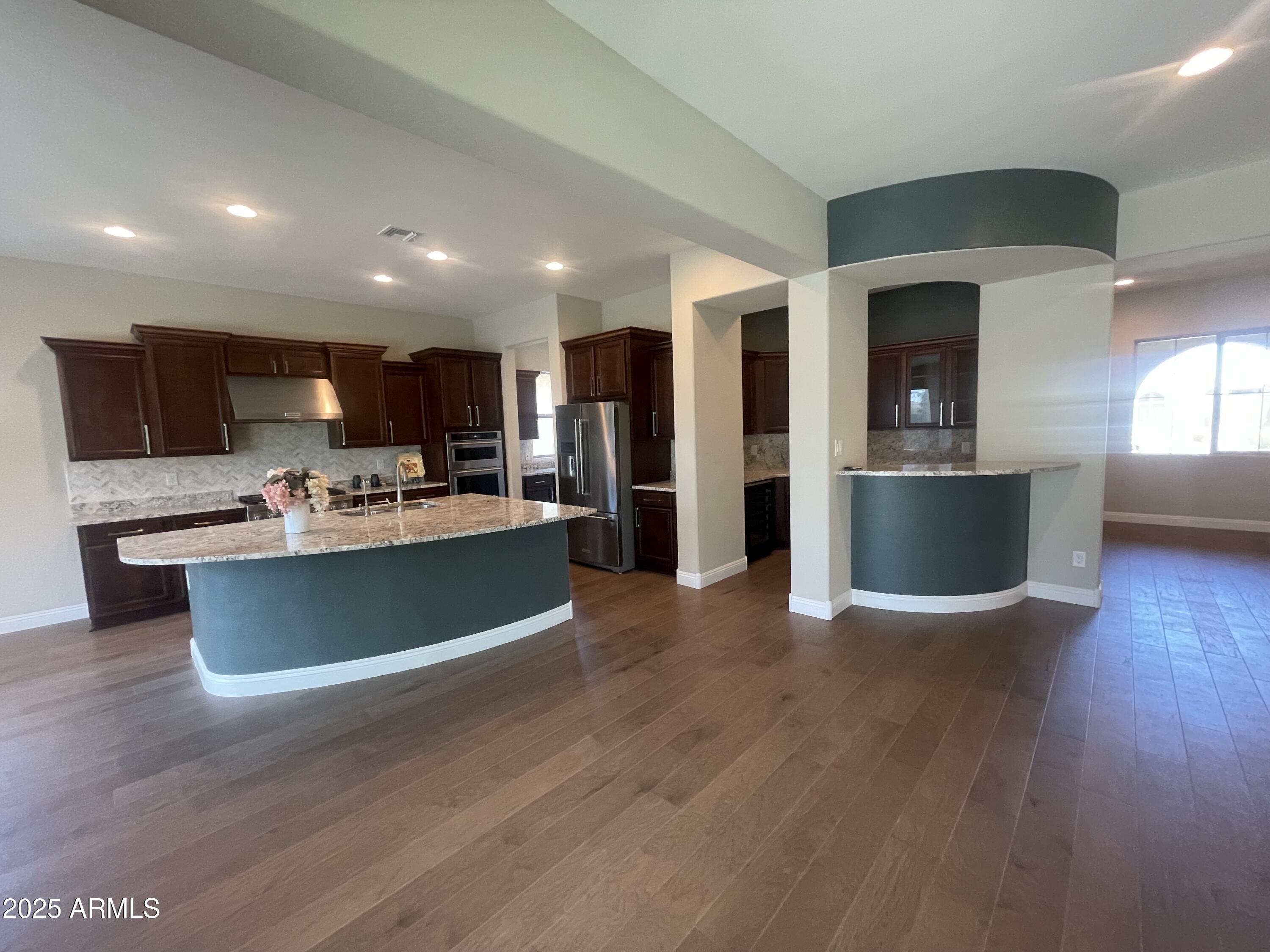 7369 W CACTUS WREN Way