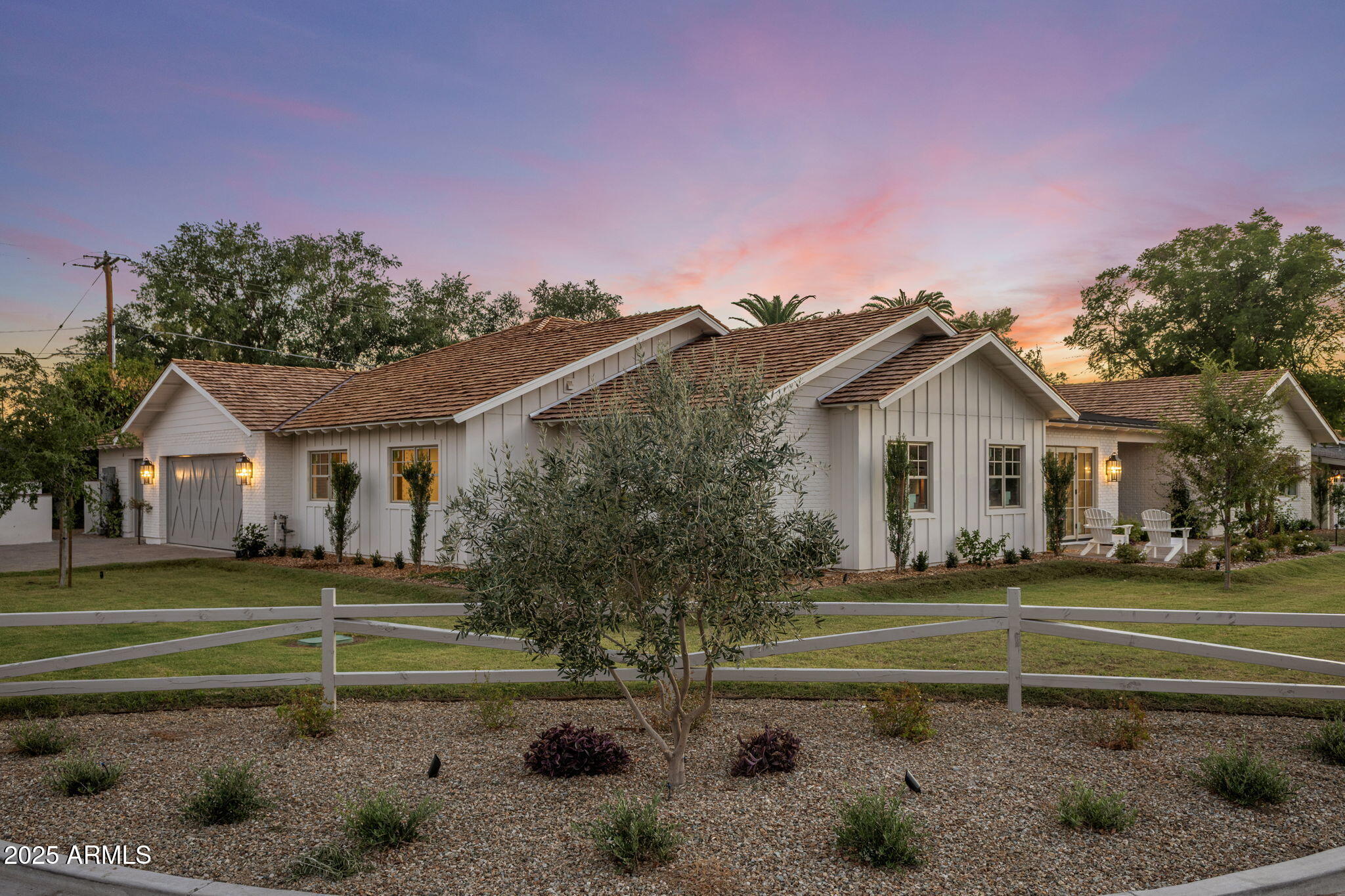 141 E KALER Drive