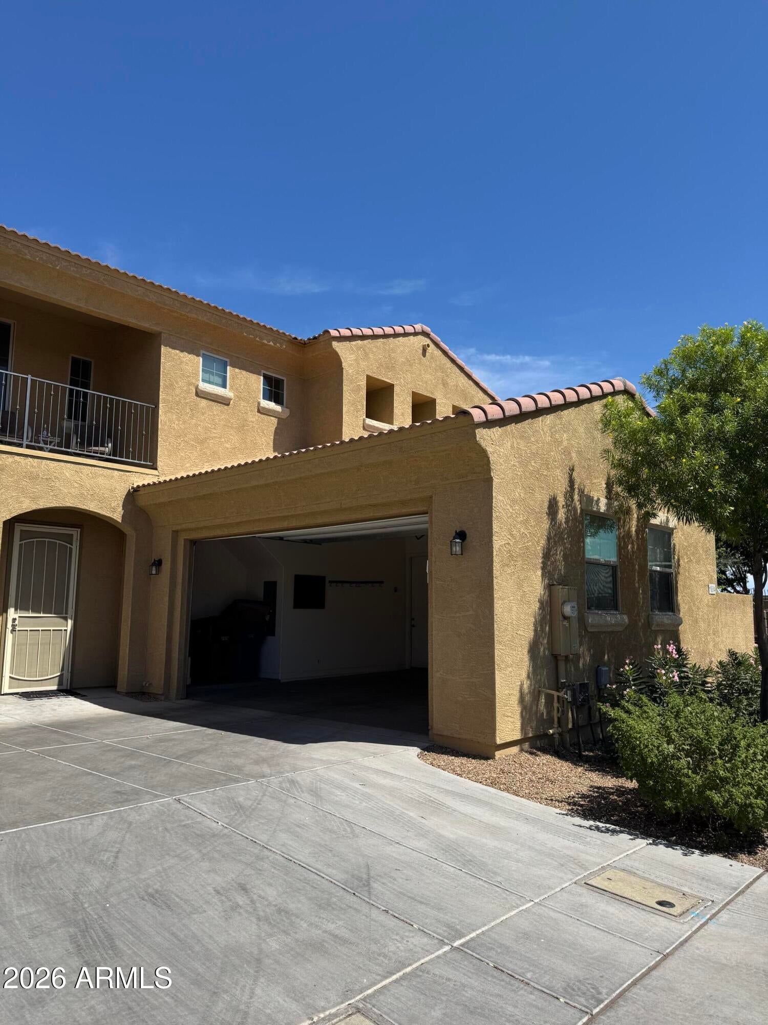 1367 S COUNTRY CLUB Drive 1034
