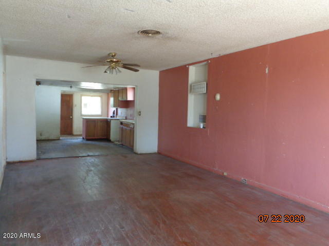 DOUGLAS - Residential