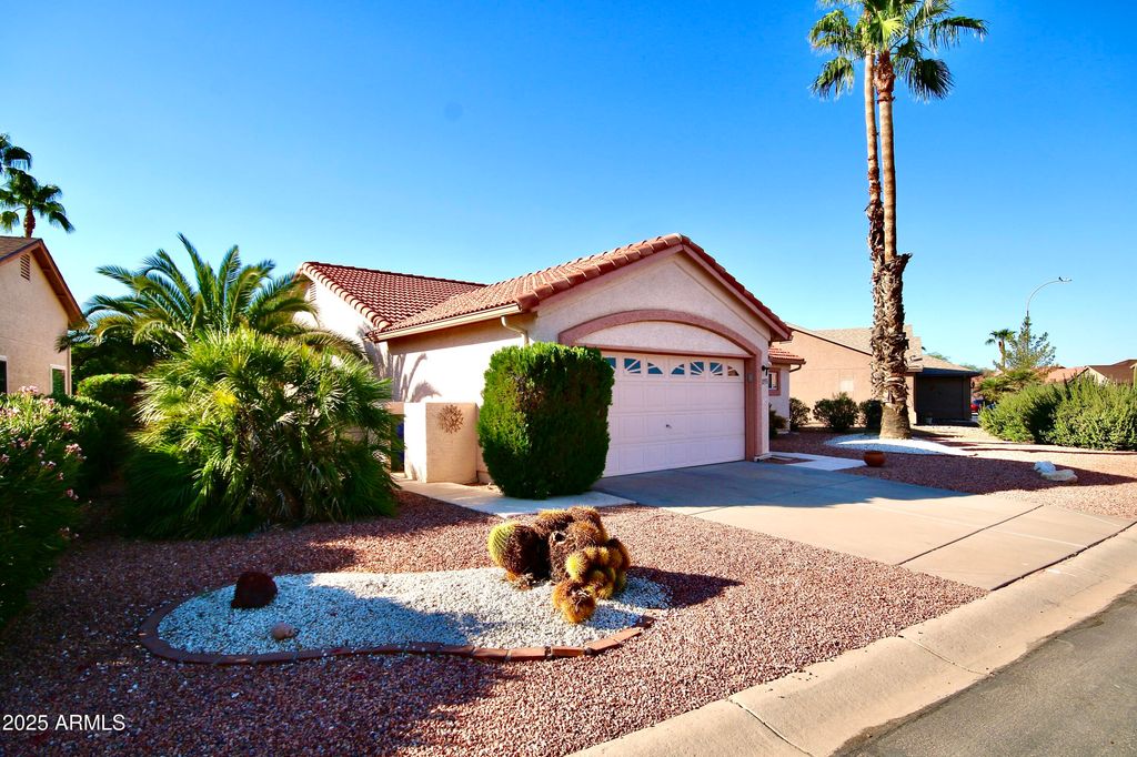Photo of 1553 E Palm Beach Drive, Chandler, AZ 85249 (MLS # 6924740)