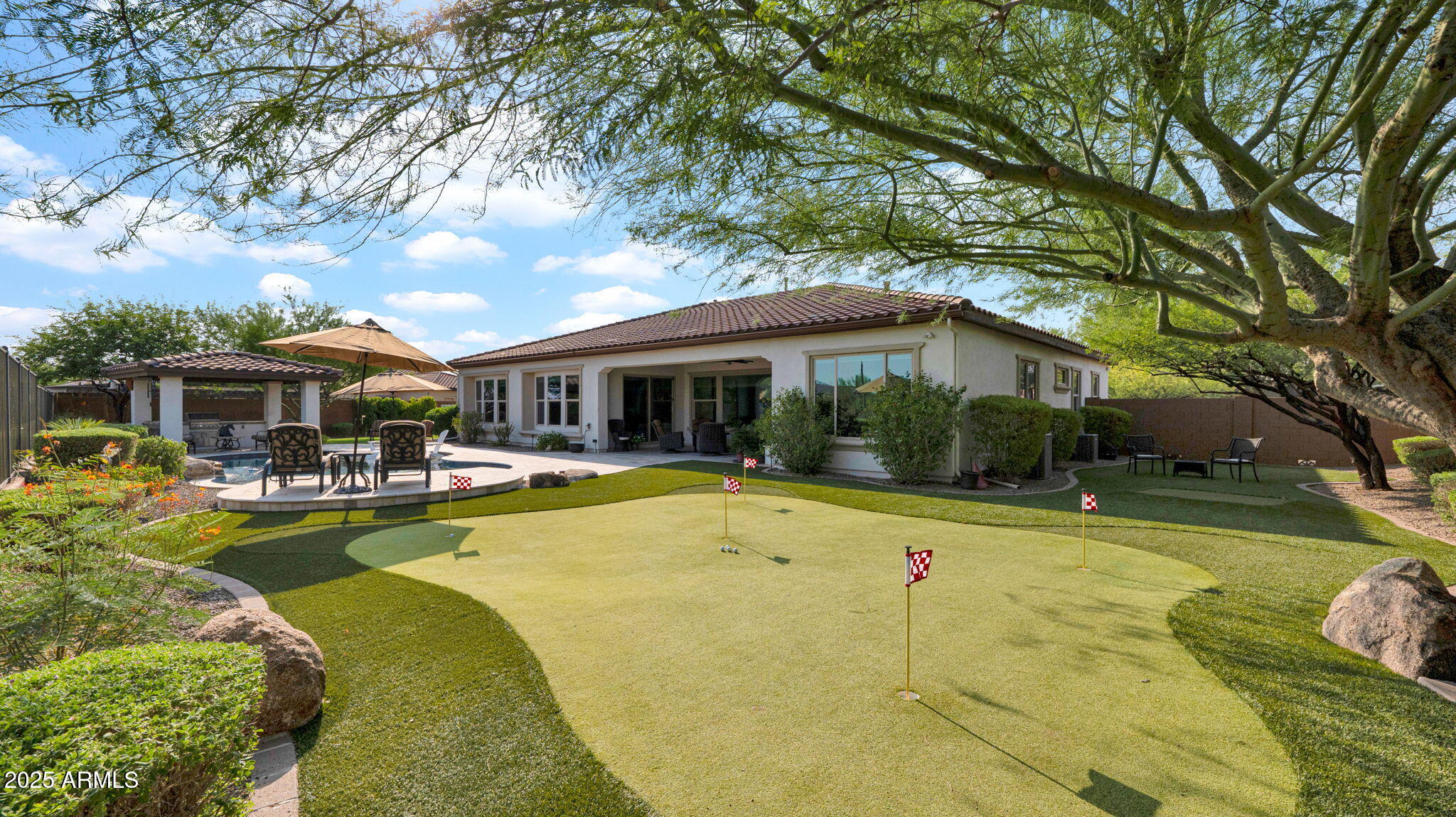 6217 E CALLE ESCUDA --