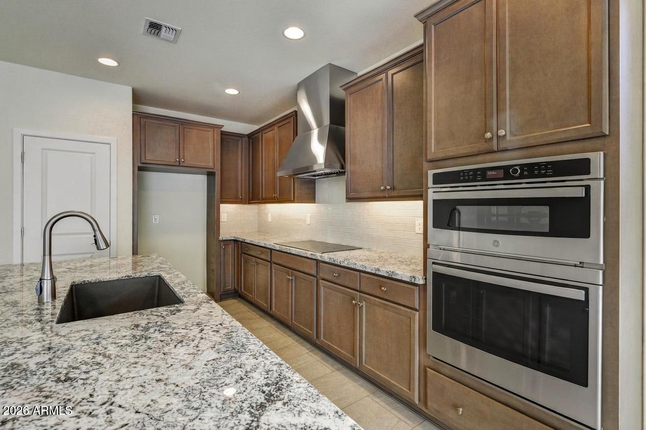 4125 DESERT MOON Drive