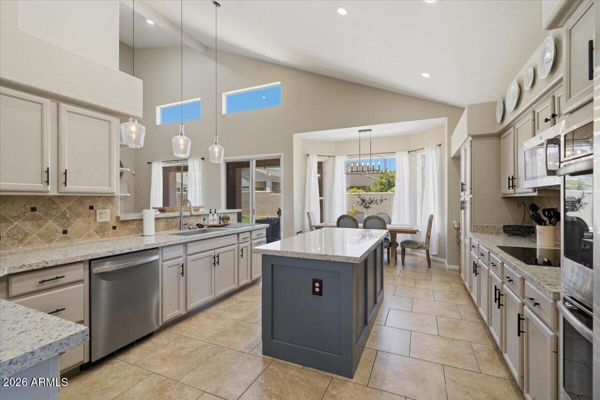 3136 E BROOKWOOD Court