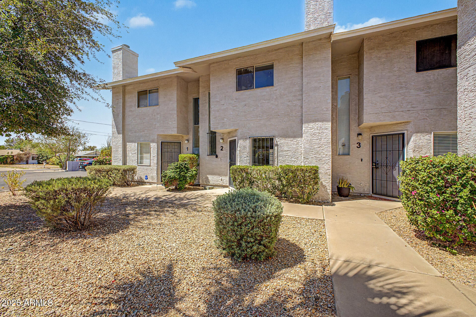 1238 E VOGEL Avenue 2