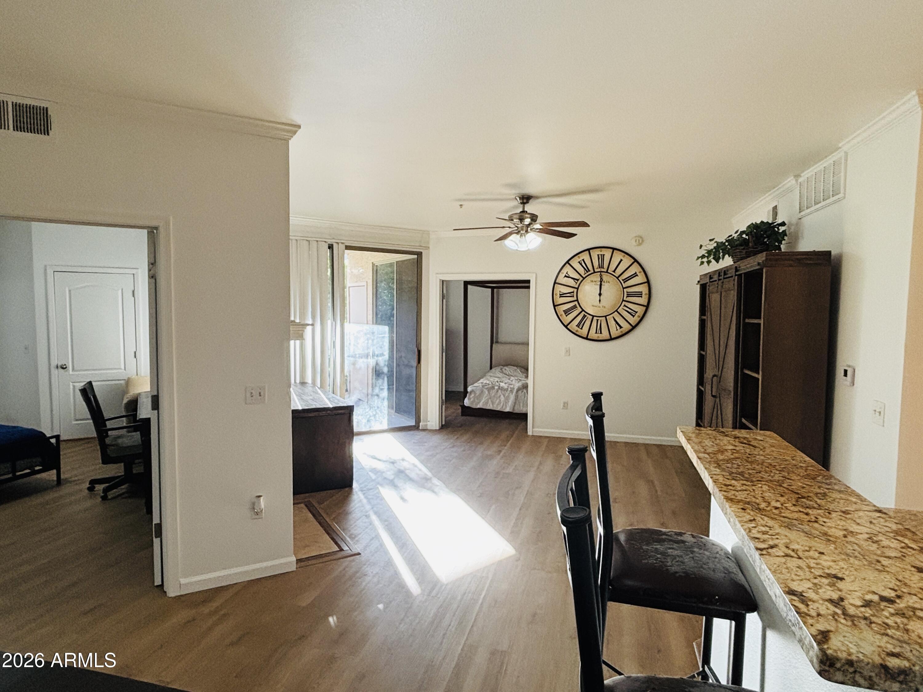 1701 E COLTER Street 337