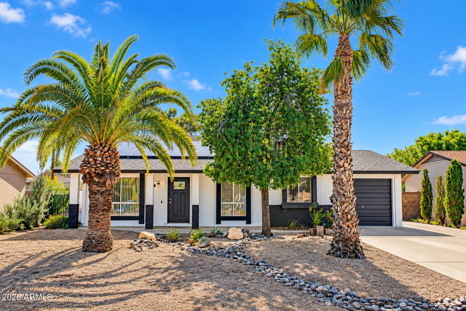 313 W PIUTE Avenue