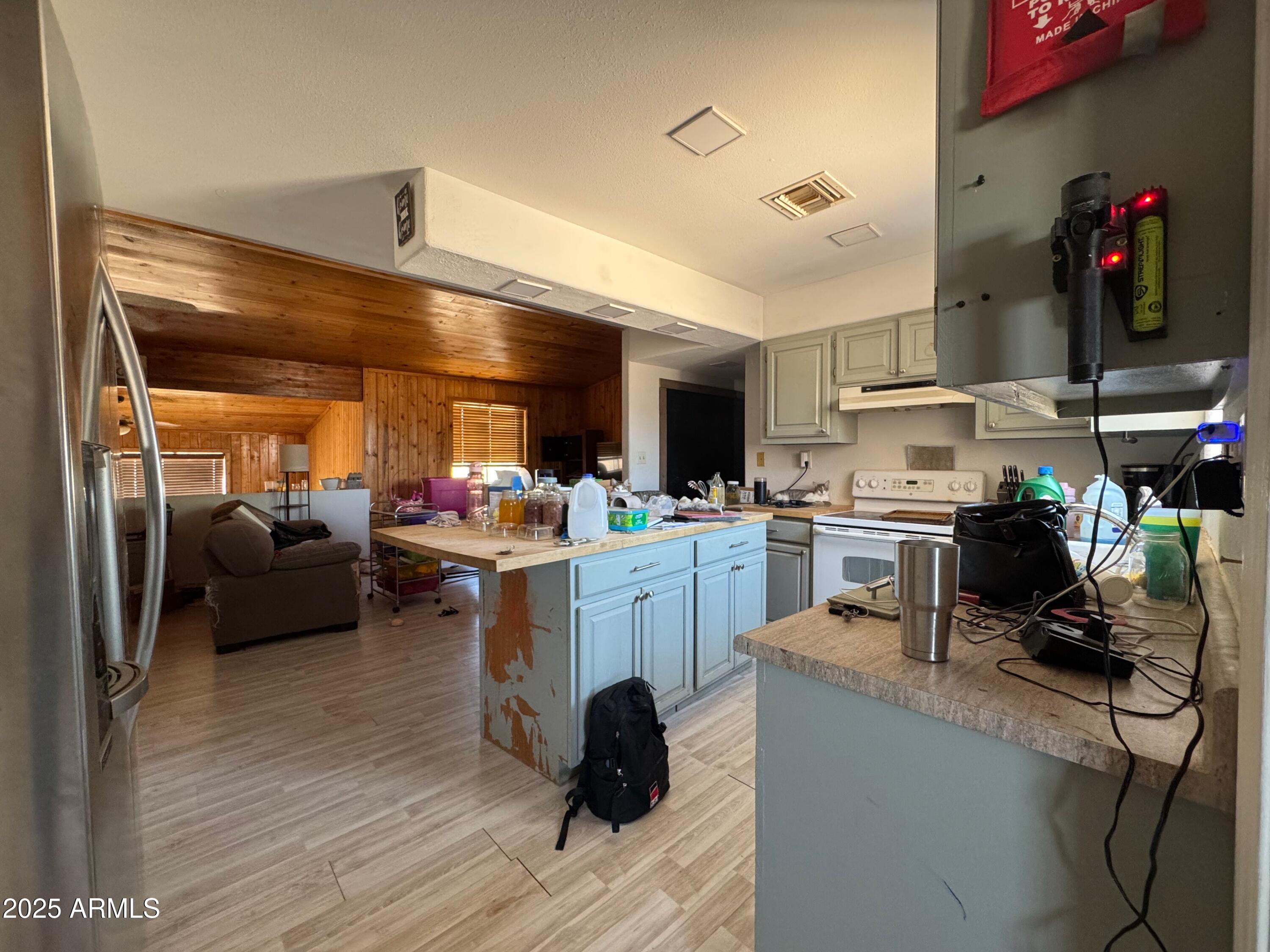 56163 W PAPAGO Road W