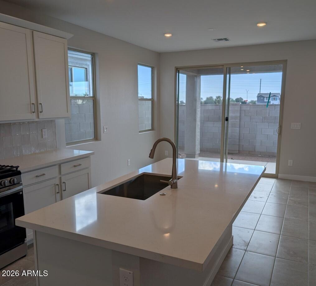 8925 E COVINA Street