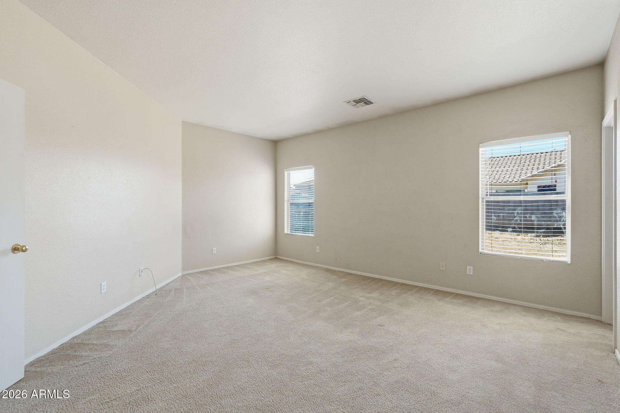 575 W SILVER REEF Court