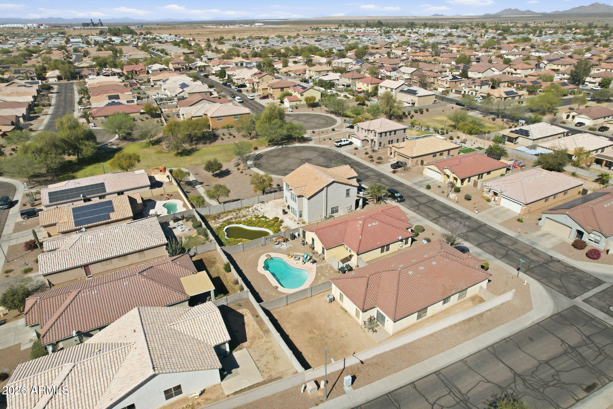 575 W SILVER REEF Court