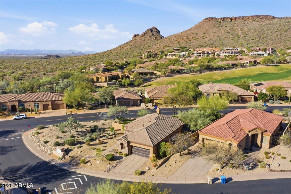 9032 N BROKEN BOW Street