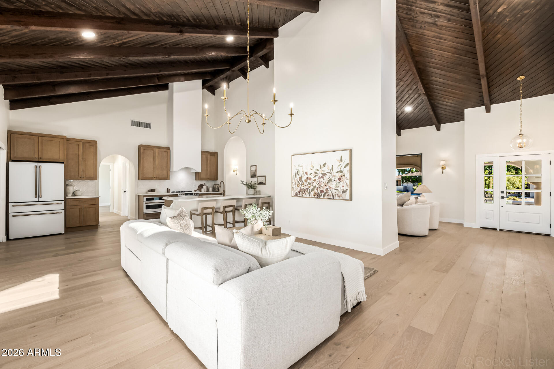 8238 E APPALOOSA Trail