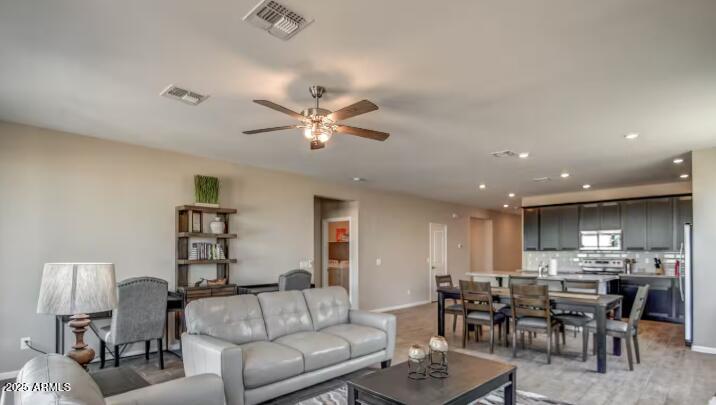 2026 E Piedmont Place