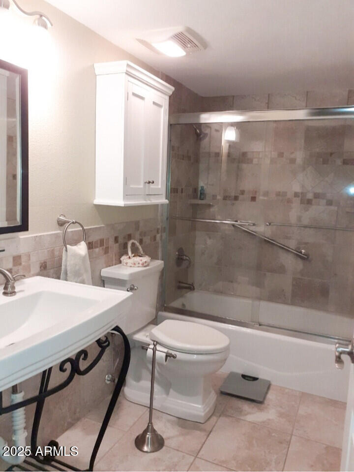 7970 E CAMELBACK Road 209