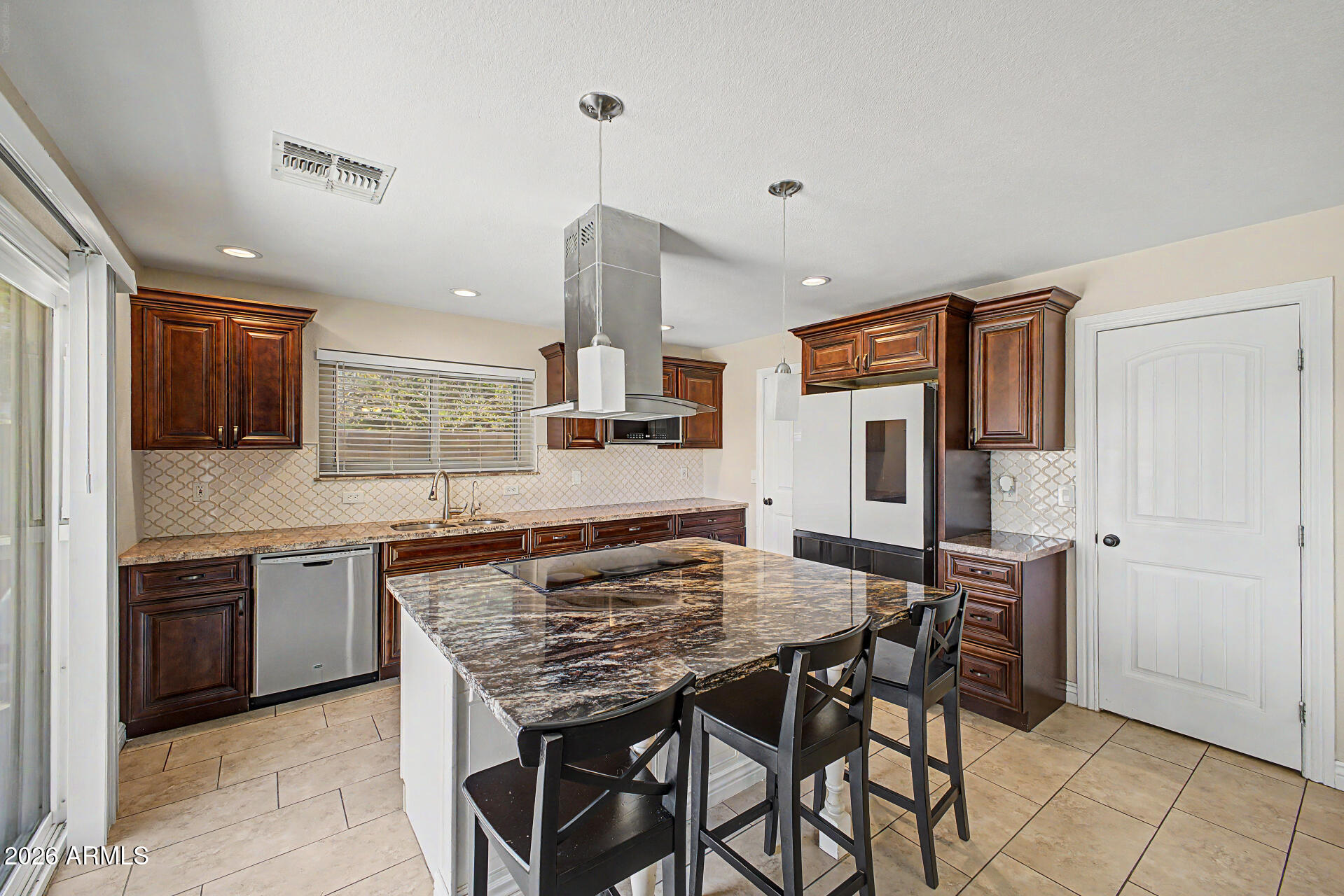 11556 E FLOWER Circle