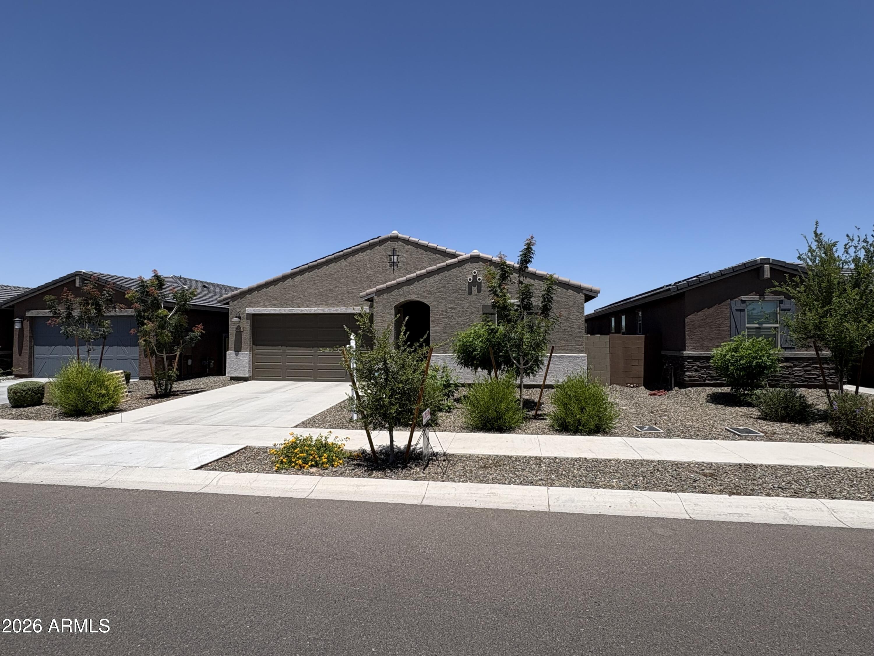 16052 W HONEYSUCKLE Drive