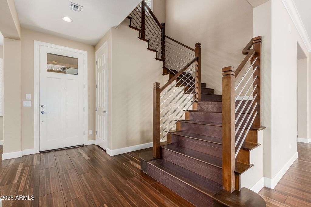 Photo of 920 W Grand Canyon Drive, Chandler, AZ 85248 (MLS # 6958008)