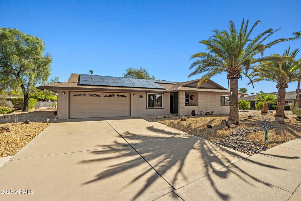 Photo of 13038 W Foxfire Drive, Sun City West, AZ 85375 (MLS # 6907787)