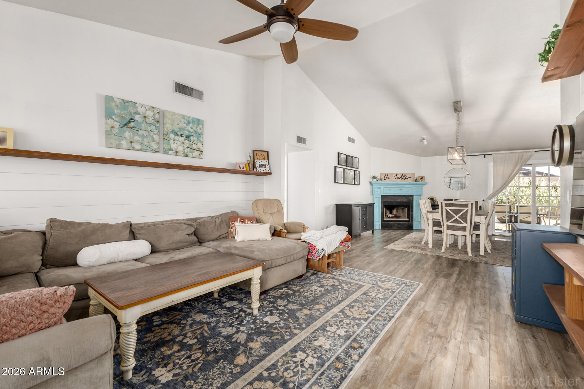 3029 E GARNET Avenue