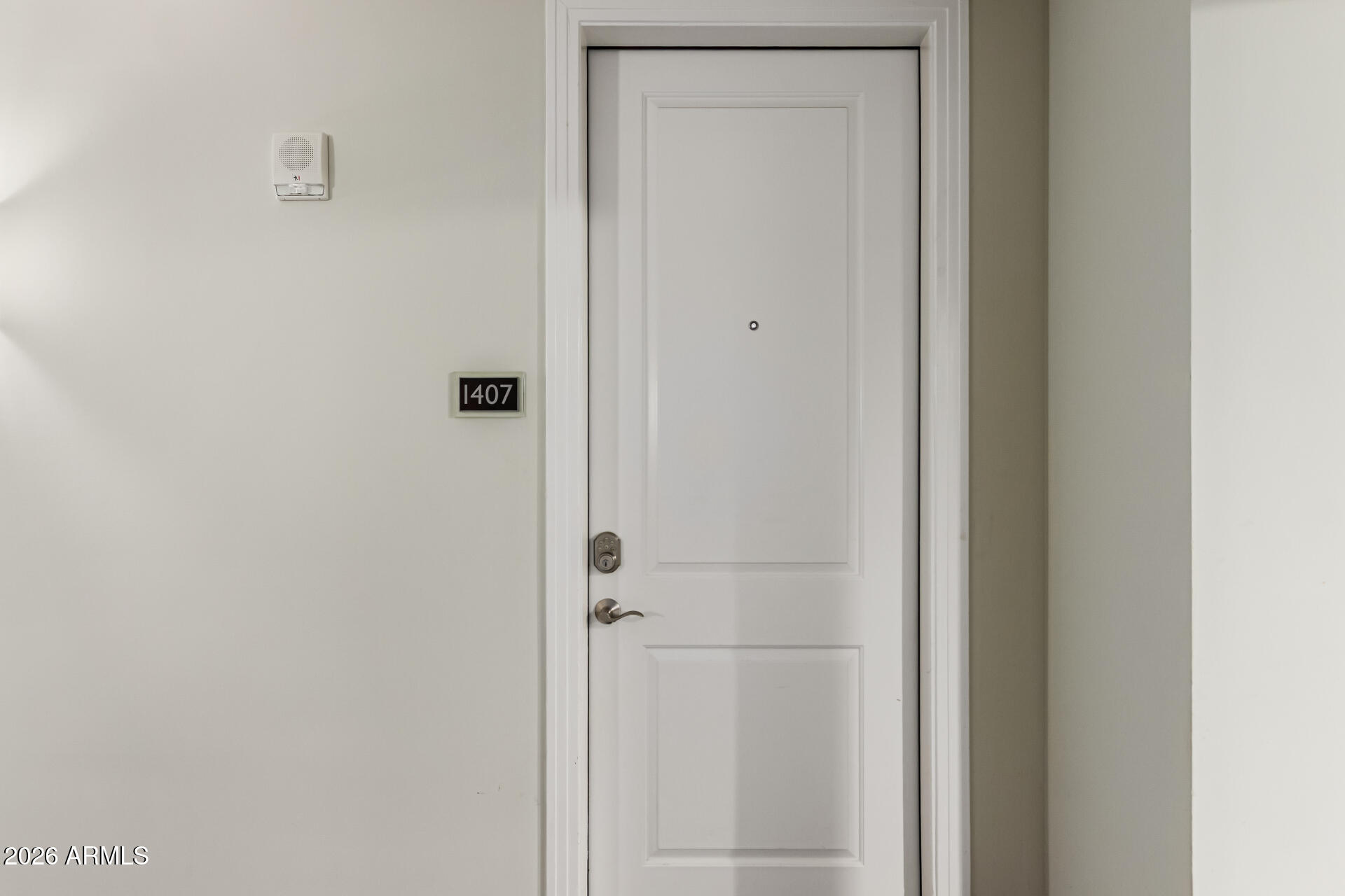 1 E LEXINGTON Avenue 1407