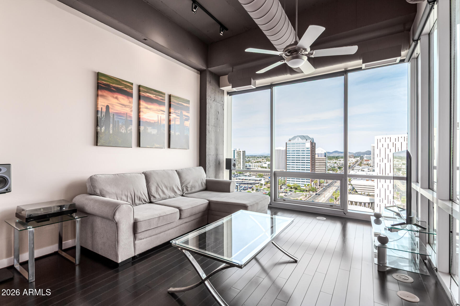 1 E LEXINGTON Avenue 1407