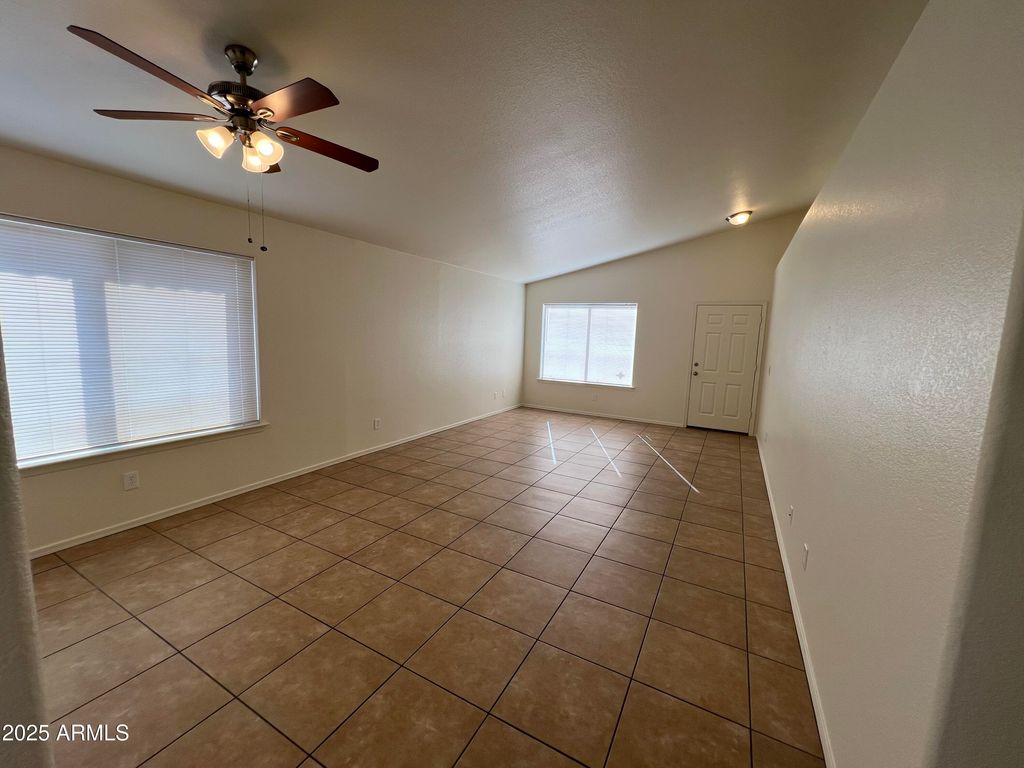 Photo of 7812 W Solano Drive N, Glendale, AZ 85303 (MLS # 6955639)