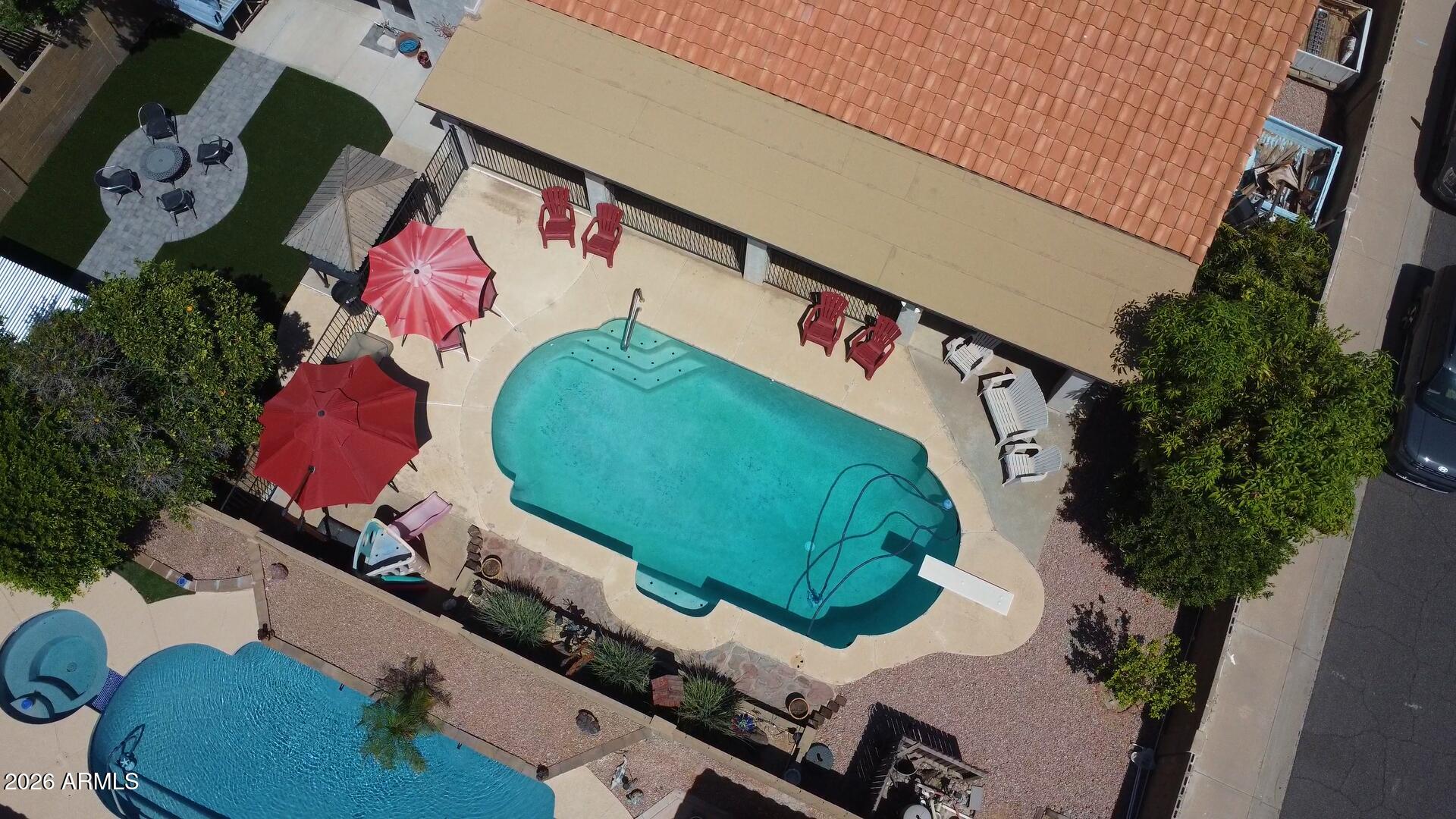 2646 N FONTANA Circle