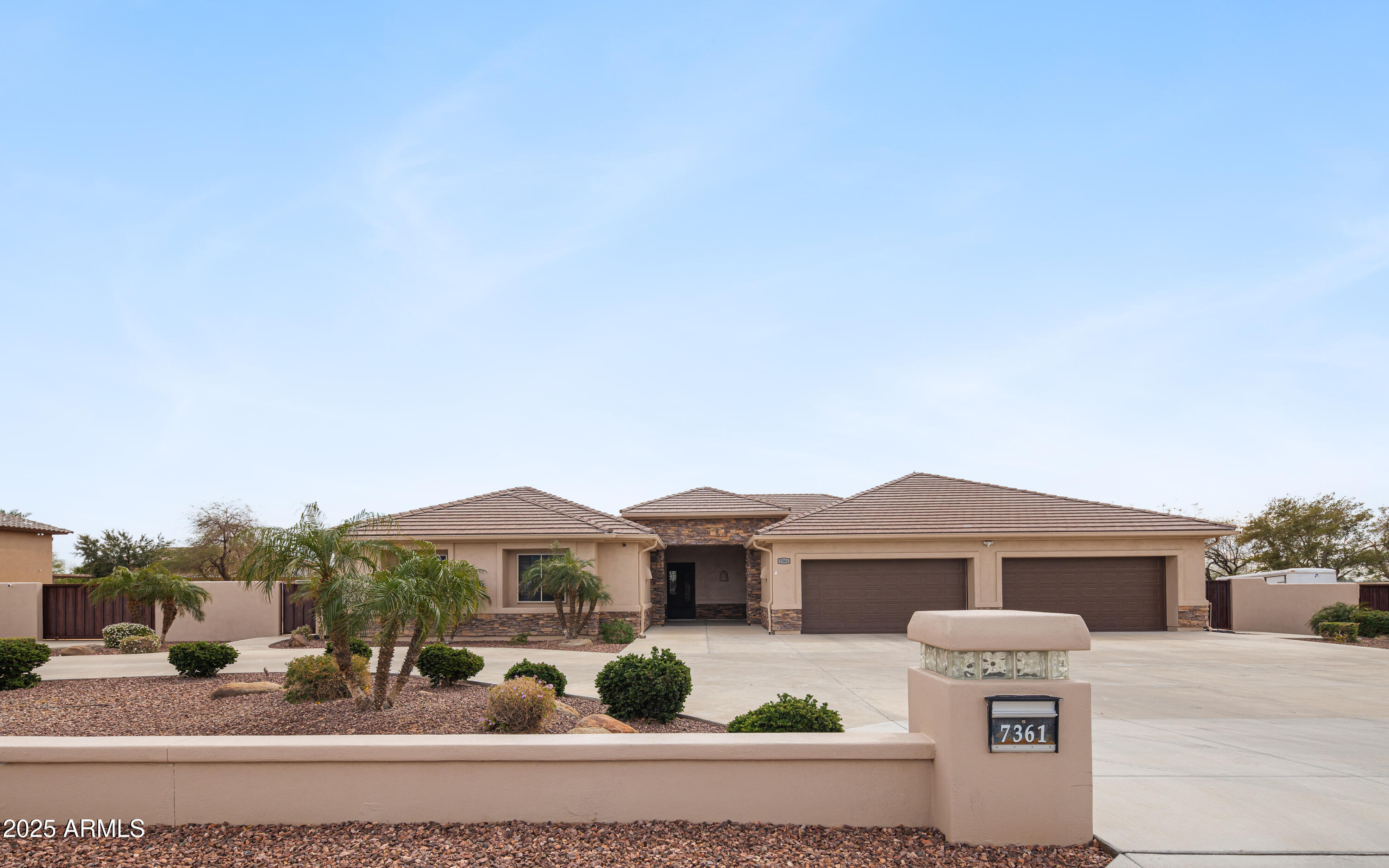 7361 W VILLA LINDO Drive