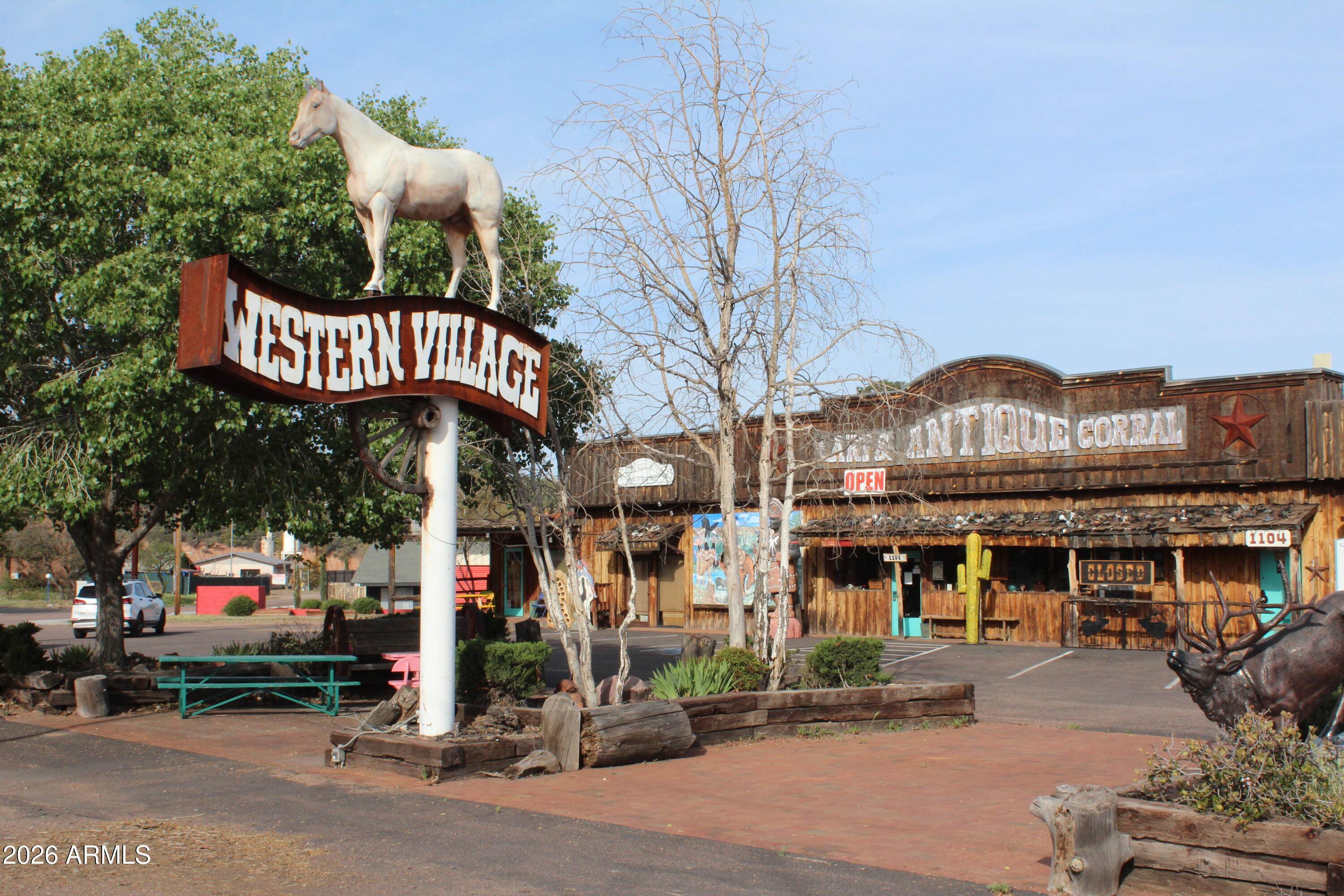 1104 S BEELINE Highway