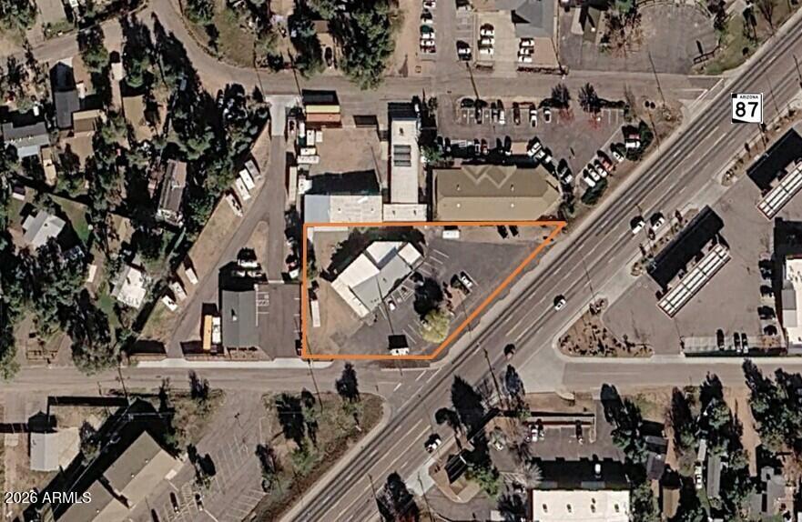 1104 S BEELINE Highway