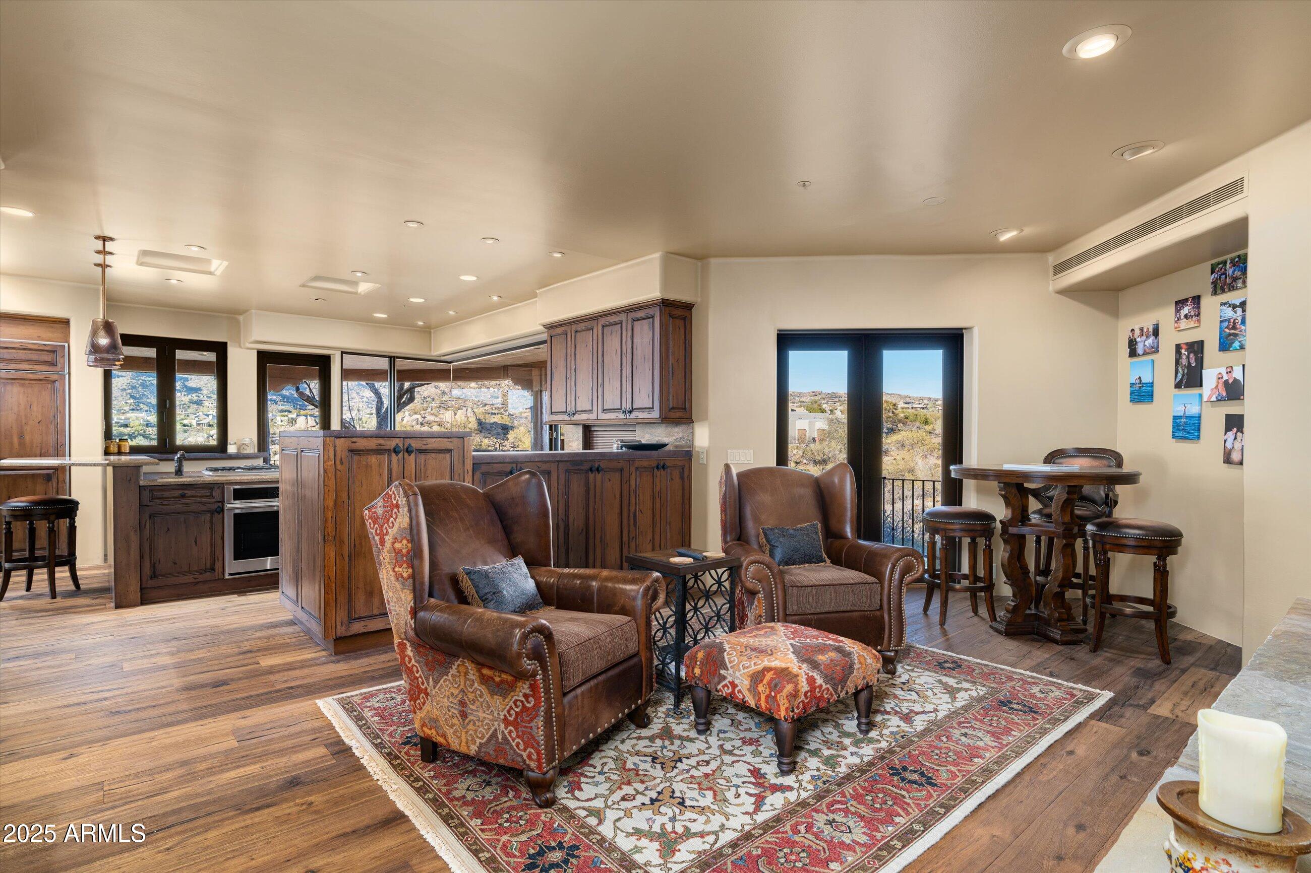 DESERT MOUNTAIN - Residential