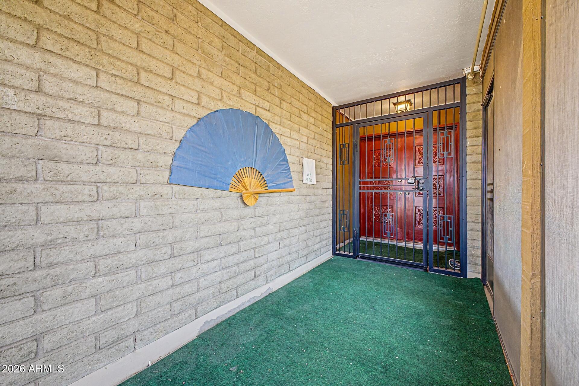 5221 W EVANS Drive