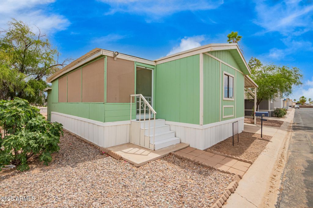 Photo of 426 W Cottonwood Lane #25, Casa Grande, AZ 85122 (MLS # 6870473)