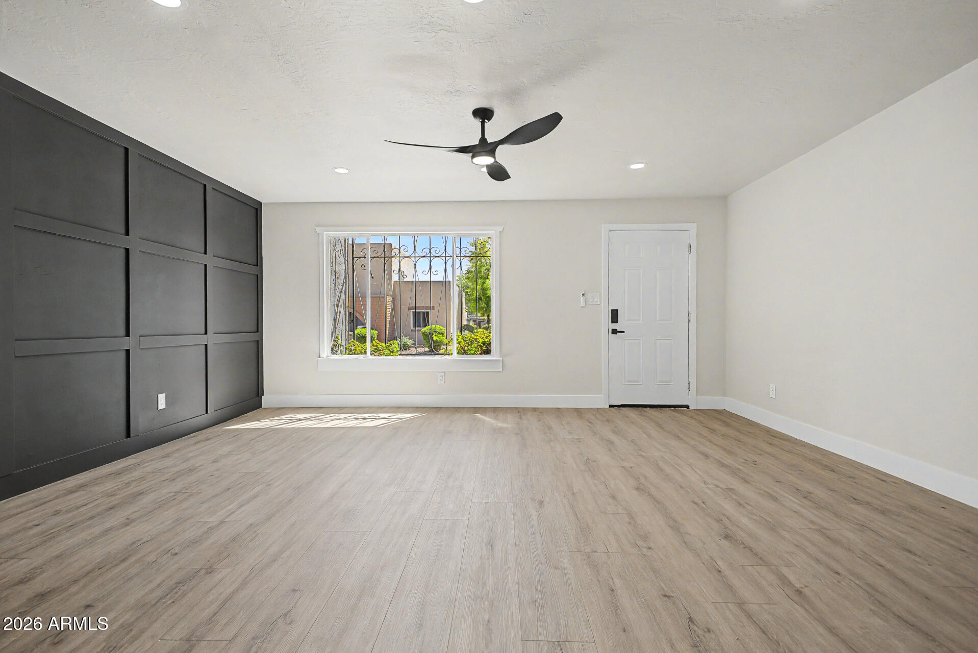 1718 W MARLETTE Avenue