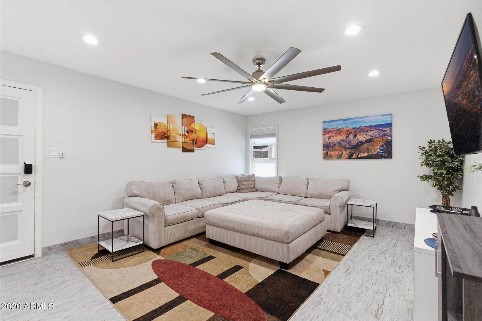 4950 N Miller Road Apt 100