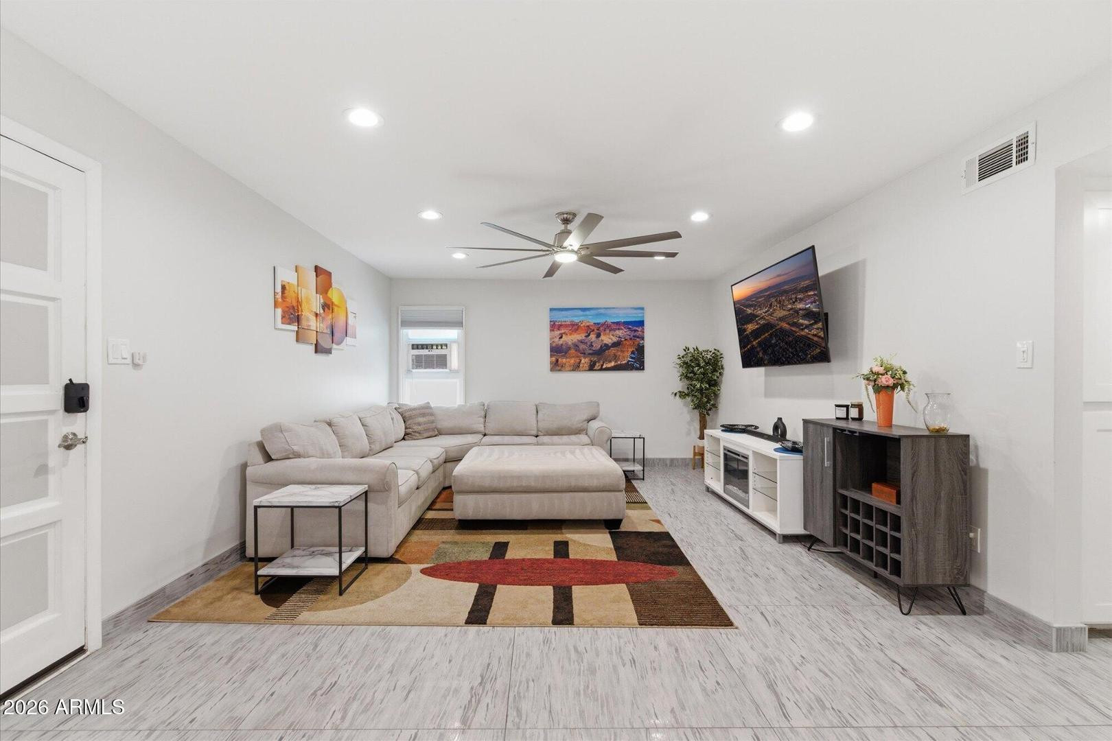 4950 N Miller Road Apt 100