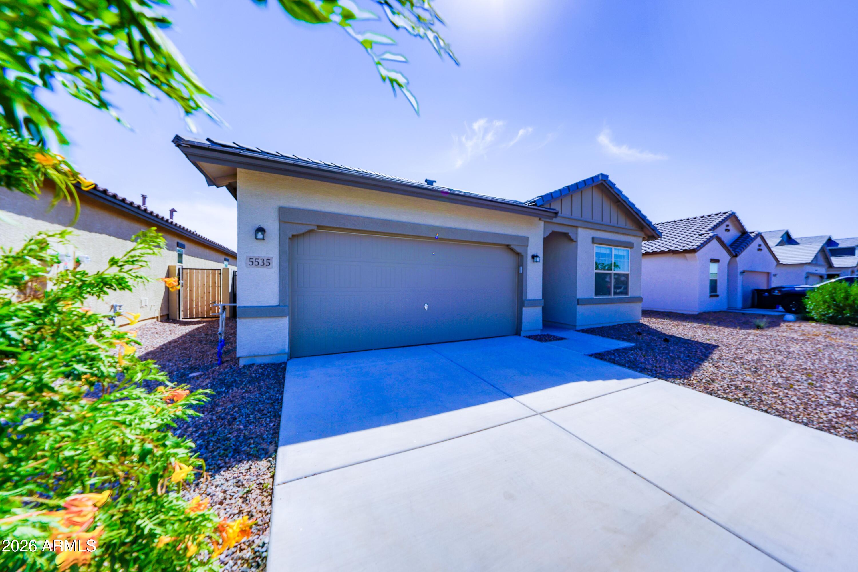 5535 W WILLOW RIDGE Drive
