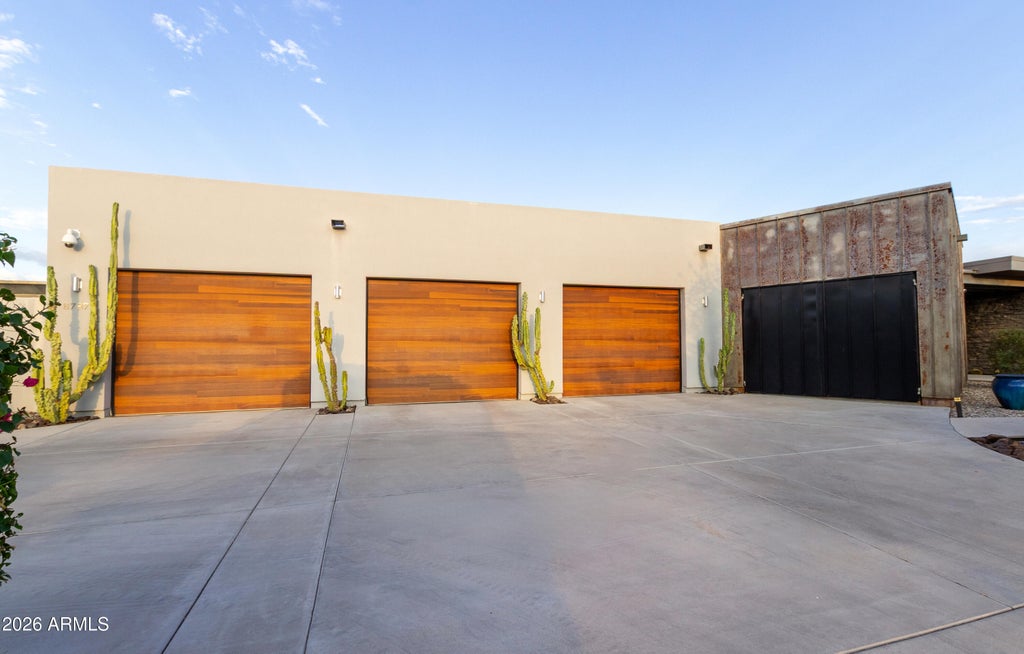 Photo of 8787 E Whispering Wind Drive, Scottsdale, AZ 85255 (MLS # 7070672)