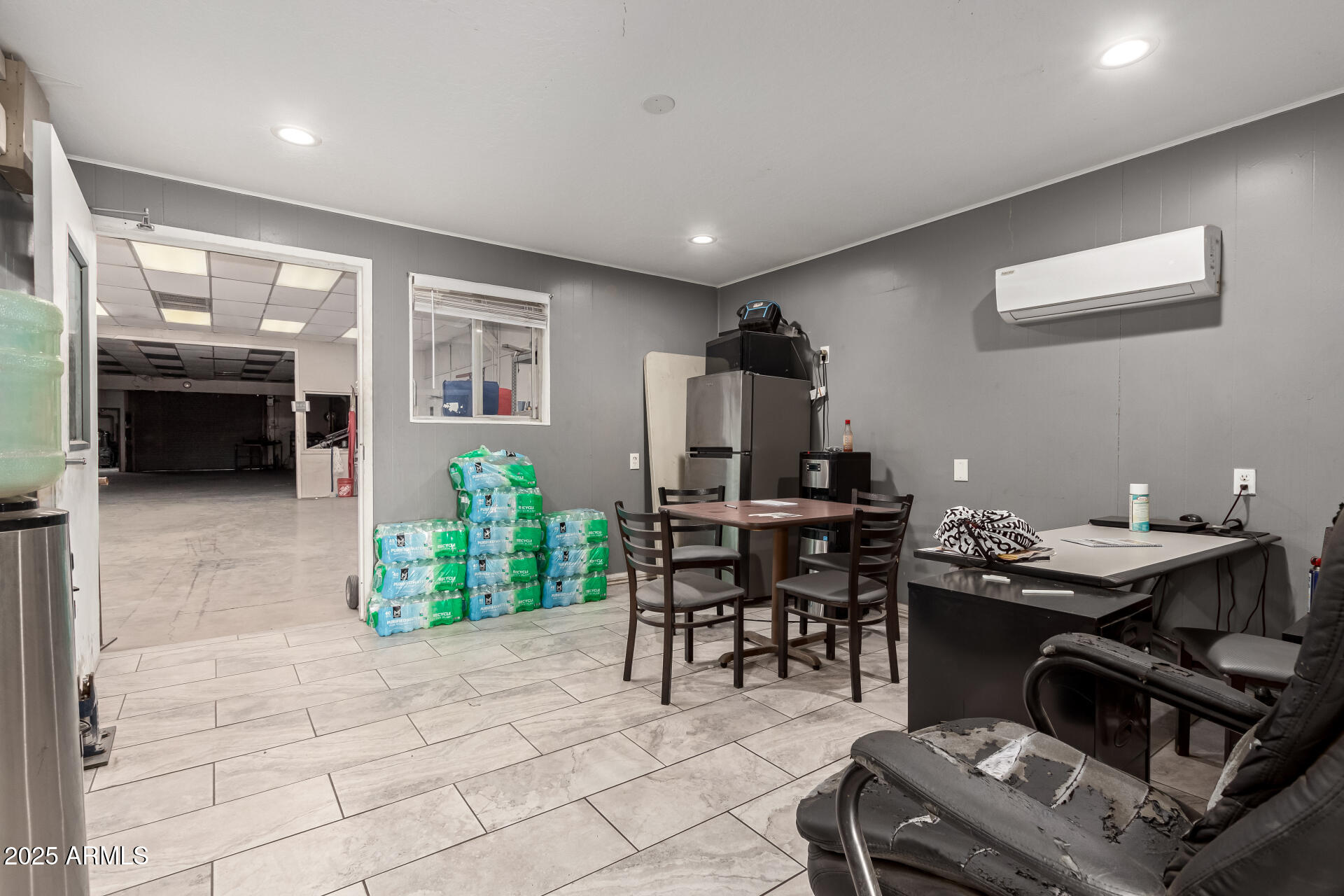 3624 W Clarendon Avenue