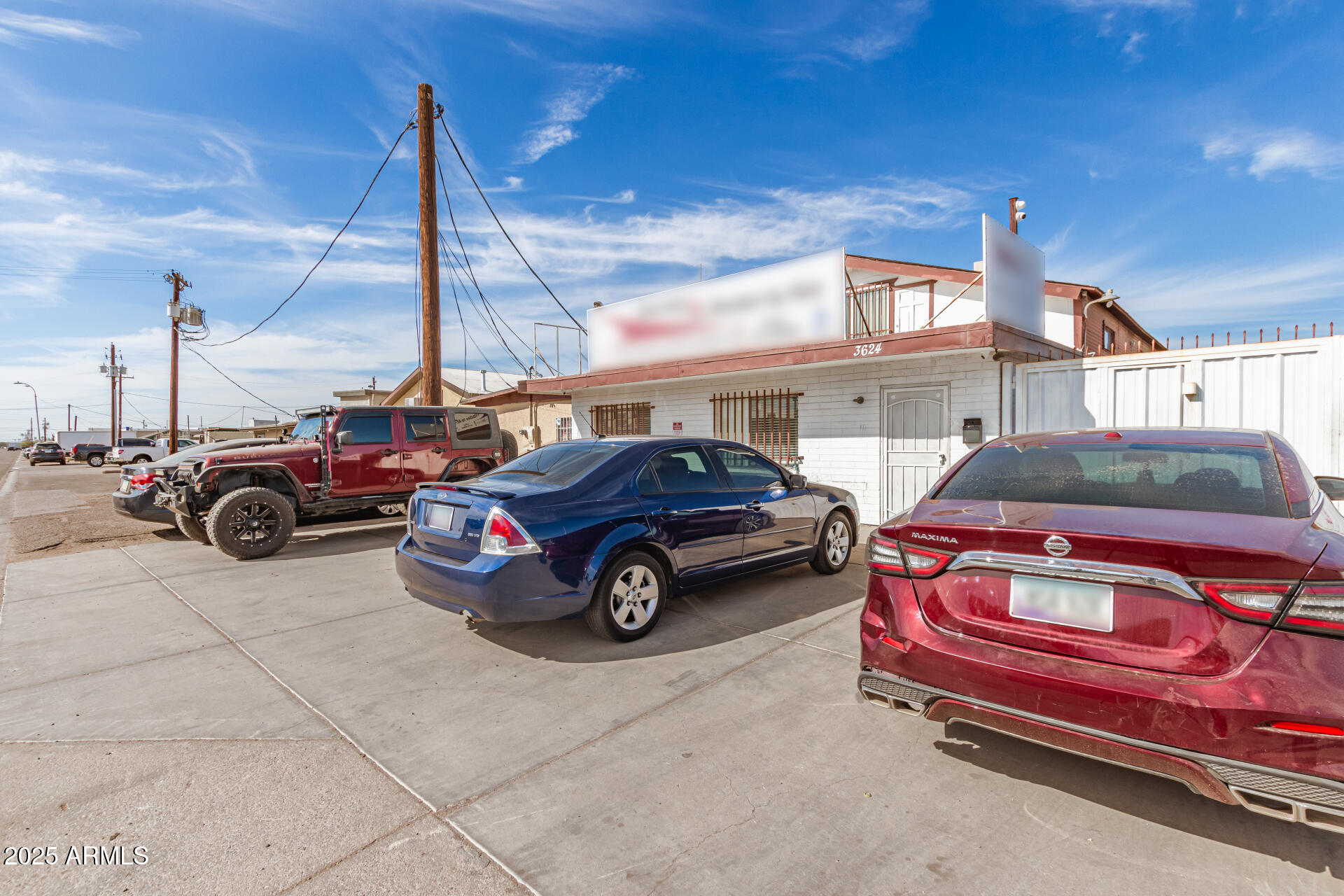 3624 W Clarendon Avenue