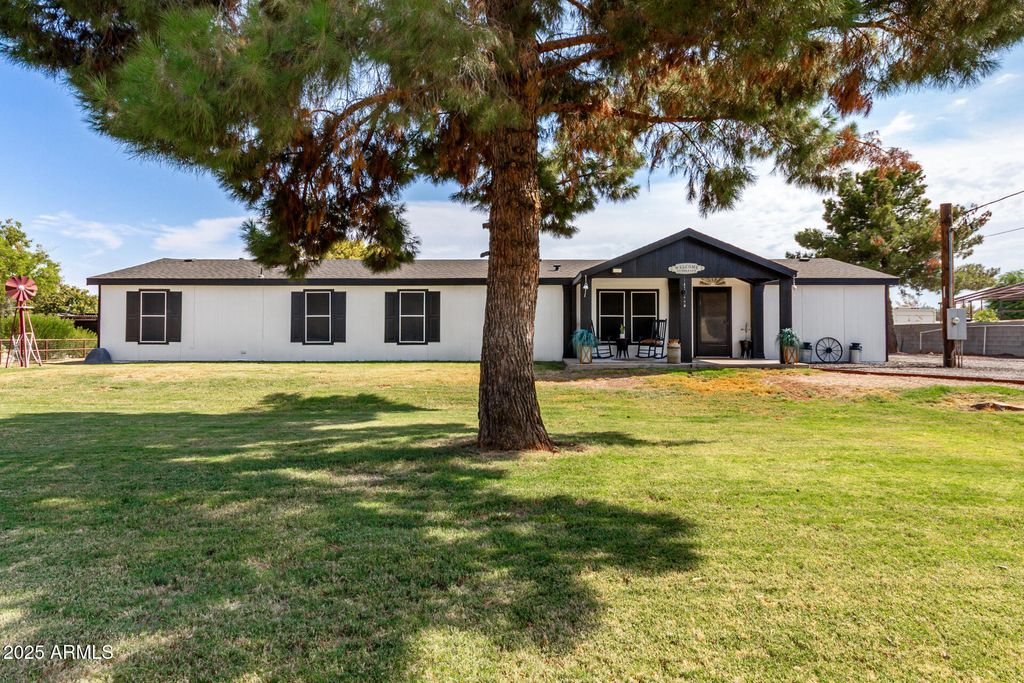 Photo of 16037 W Orangewood Avenue, Litchfield Park, AZ 85340 (MLS # 6913936)